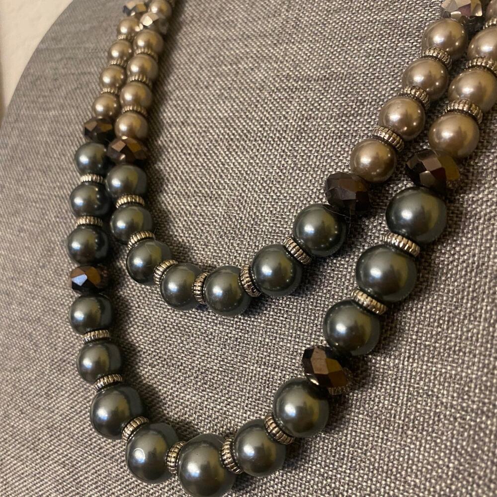 Gorgeous Long Graduated Grey Faux Pearl Necklace